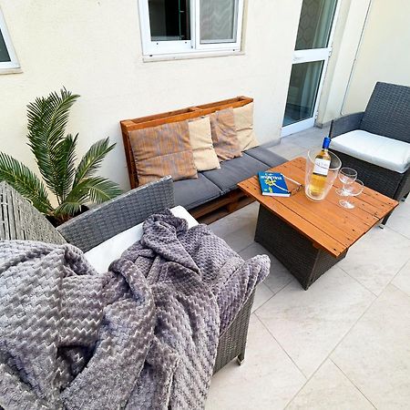 Arzella Apartments Xlendi Stylish Stay Near Beach Local Eats Buitenkant foto