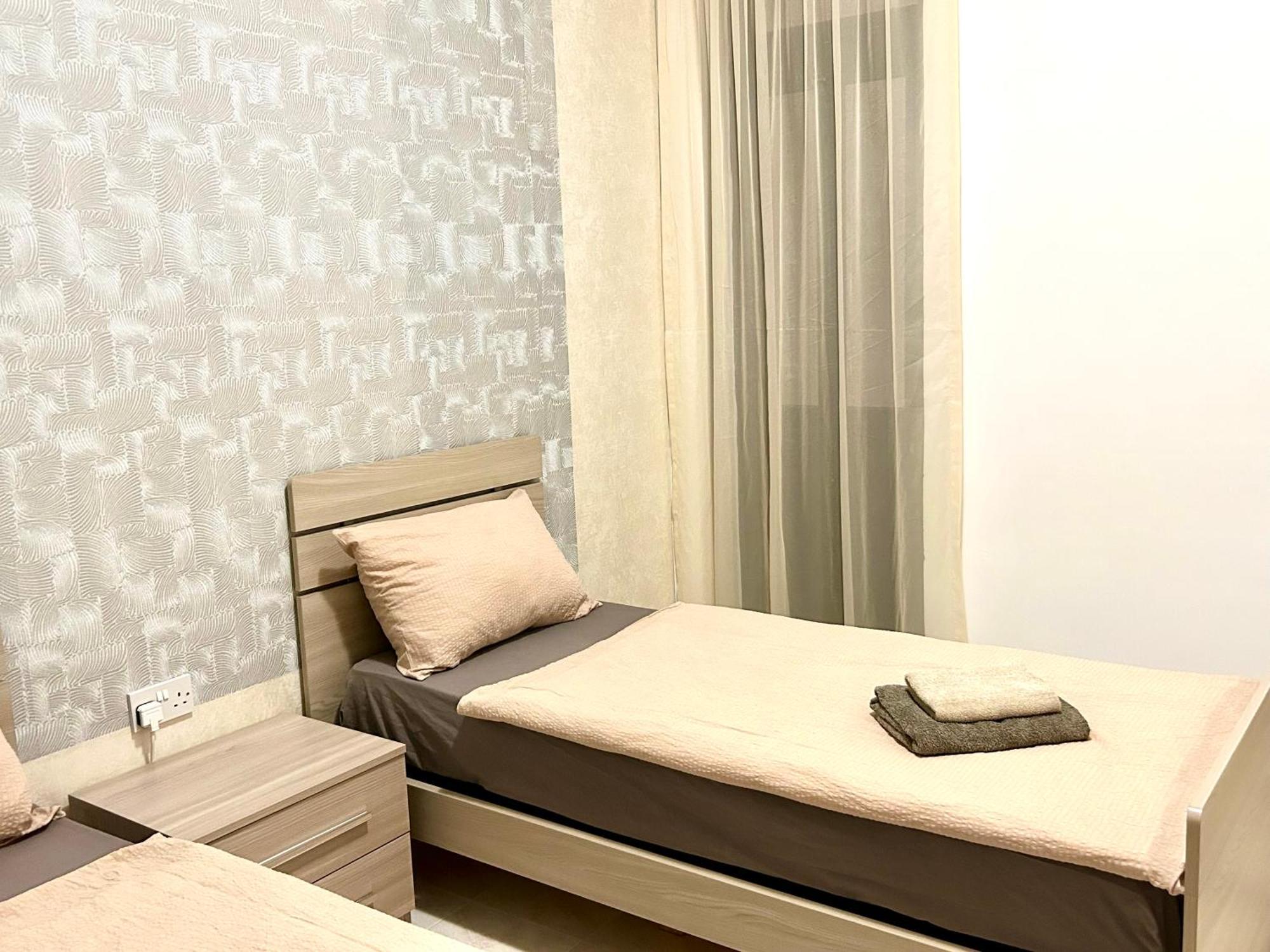 Arzella Apartments Xlendi Stylish Stay Near Beach Local Eats Buitenkant foto